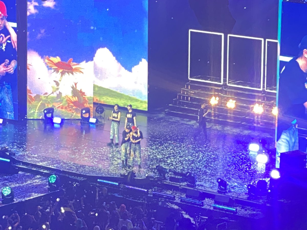 N1J0M3's tweet photo. I had so much fun tonight😭😭😭 @OfficialMonstaX #MonstaXinSunrise #monstaxinfl #MONSTAXUSTOUR #MONSTAX https://t.co/irH0OvBd1B