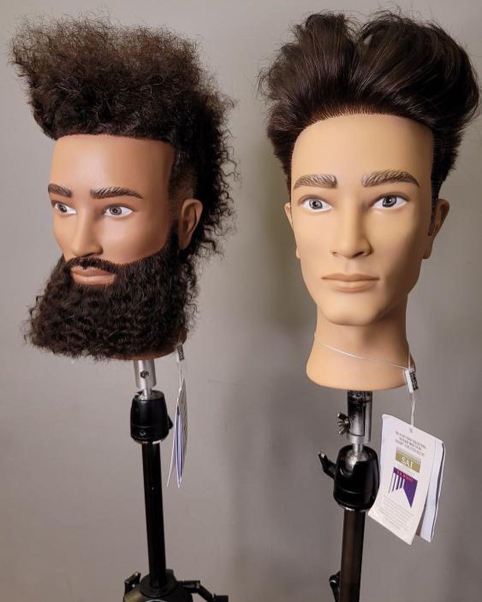 PivotPointIntl's tweet photo. Certified SA8000 🏷💈 #LookForTheTag #PivotPointBarbering #LearnForward (📸: hairlabdetroitbarberschool) https://t.co/TqVoMiN2RP