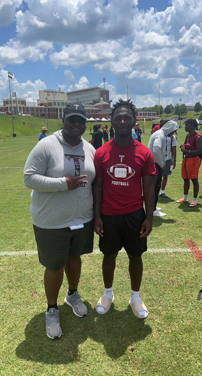 Damondrick tweet media