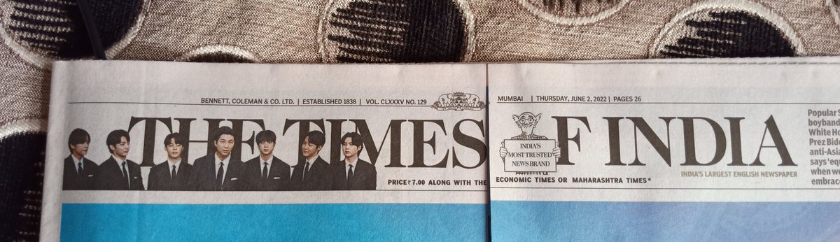 btsseptet's tweet photo. BTS in " THE TIMES OF INDIA "
INDIAN NEWSPAPER!!! 
💥💥🔥🔥😍😍🫰🏻🫰🏻💜💜
#BTS #BTSatTheWhiteHouse #BTSARMY https://t.co/VVJG2BqBld