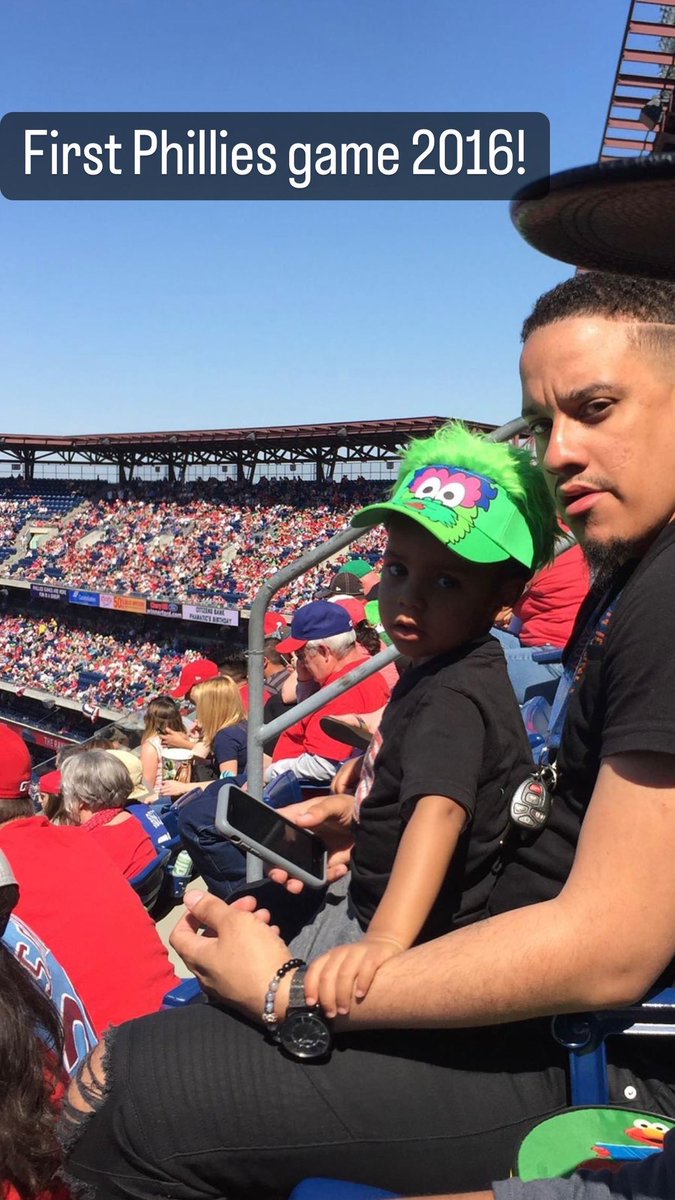 Sean_GQ's tweet image. His first Phillies game in 2016 and TODAY 😩🙌🏽❤️ #SameHat #Phillies