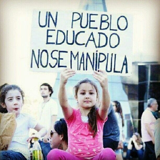 Proyectodemocr2's tweet photo. Gracias por leer nuestro post, esperamos haber creado conciencia e informarlo, por favor compartan a sus amigos y familia y reaccionen , esperamos les guste 

UN PUEBLO EDUCADO NO SE MANIPULA https://t.co/65b1S5x6Xm