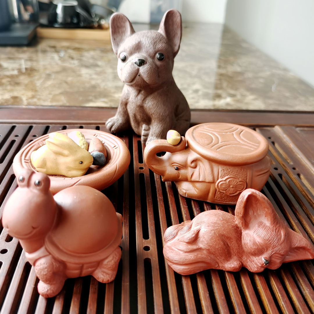 TeaVivre's tweet photo. Will add many new tea pets to our collection, love them?
#tea #teavivre #teapets #teapet #tealovers #gongfutea #dog #cat #sheep https://t.co/e6IjWKmC2E