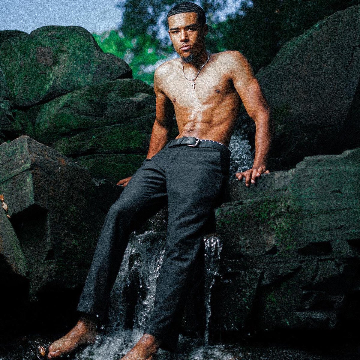 demar1ae's tweet photo. had a shoot the other day. https://t.co/TwJay3O01F