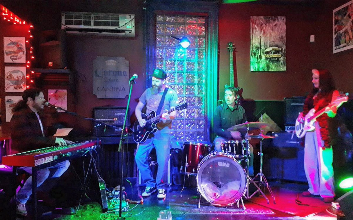 Justine Fischer tweet media