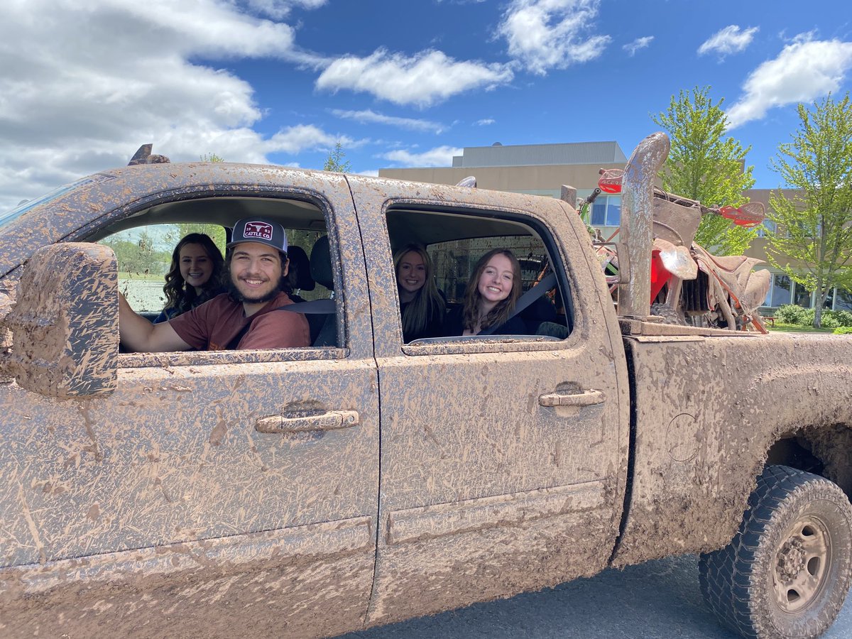 AvonViewHighSchool tweet media