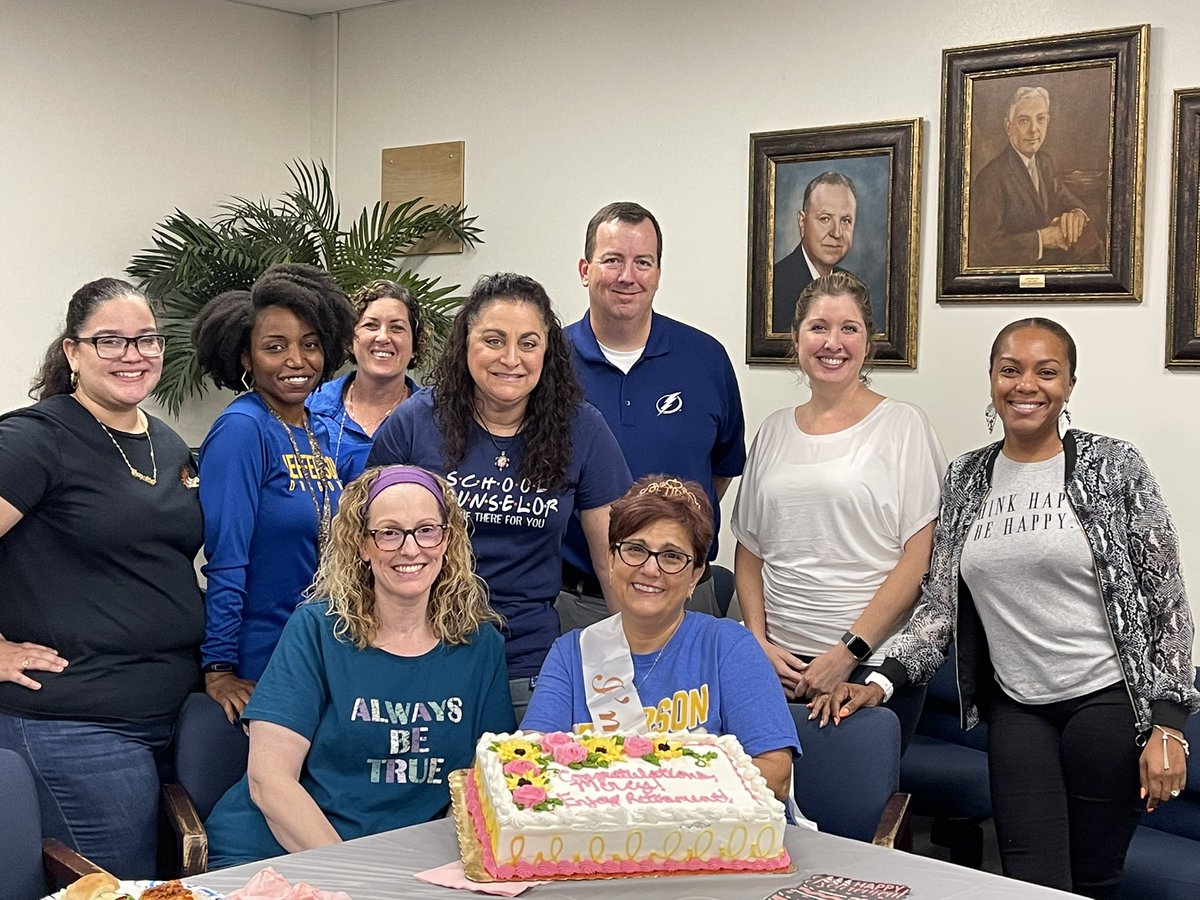 MsBrownJHS's tweet photo. Fair well @MsCalcinesJHS! Congratulations on your retirement! 💙💛 #jhs https://t.co/4n6UEK8GyW