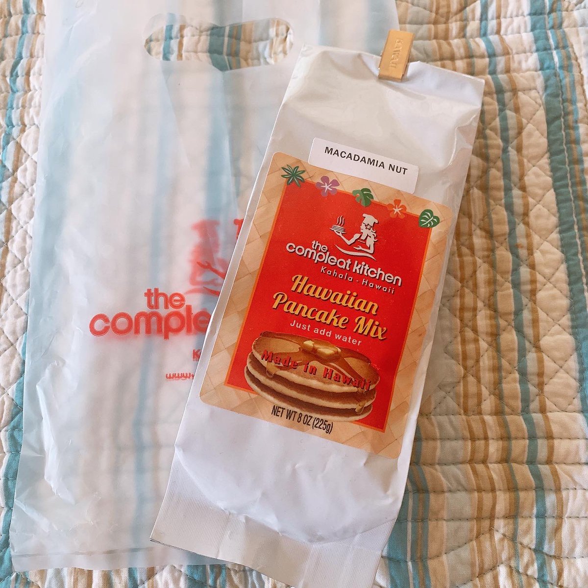 bymik_mk's tweet photo. おはようございます！
今日はお仕事お休みなのでパンケーキを🥞
ホイップバターも作りました。
#ハワイ
#kahalamall
#compleatkitchen https://t.co/55erjHVQNk