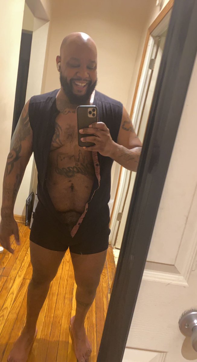 paddycake1220's tweet photo. “It’s because of YOU I was able to give my heart ♥️♥️ again YOU gave me someone 2 love.” #fatboyShit https://t.co/GMtYdmpVb8