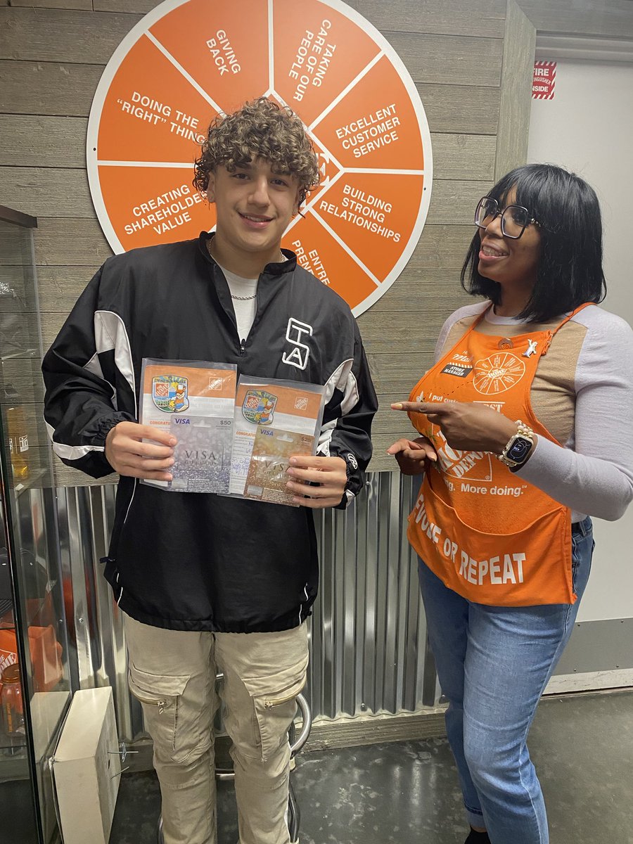 Congratulations 🎉 to this young man, Nathan, for doing an OuTStANdInG job in pushing credit! We appreciate all your hard work on a daily, weekly and monthly basis! May you strive to continue to be the BEST at what you do! 🎉<a href="/jenniemendelzon/">Jennie Mendelzon</a>⁩ ⁦<a href="/Ramona_Coleman_/">Ramona_ColemanHD</a>⁩ ⁦