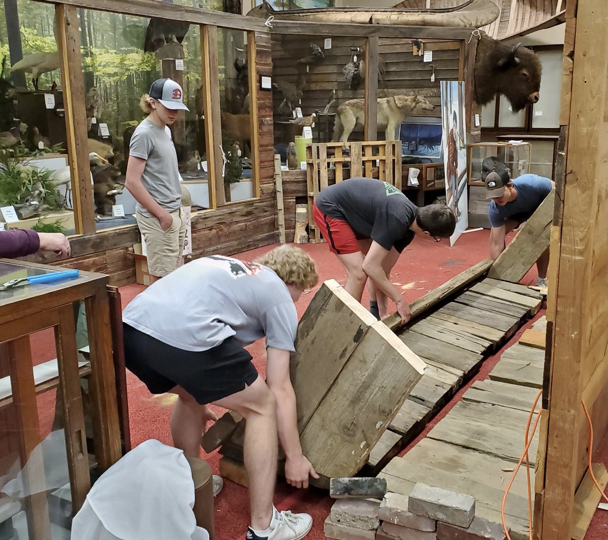 The #dlhshockey team stepped up and answered the call to preserve history with another trailer load tonight. They want to throw out a challenge to #dllakerhoops and #dlhsfootball to do the same. Thank you boys! #preserve #connect #explore #reimagine #sailsup