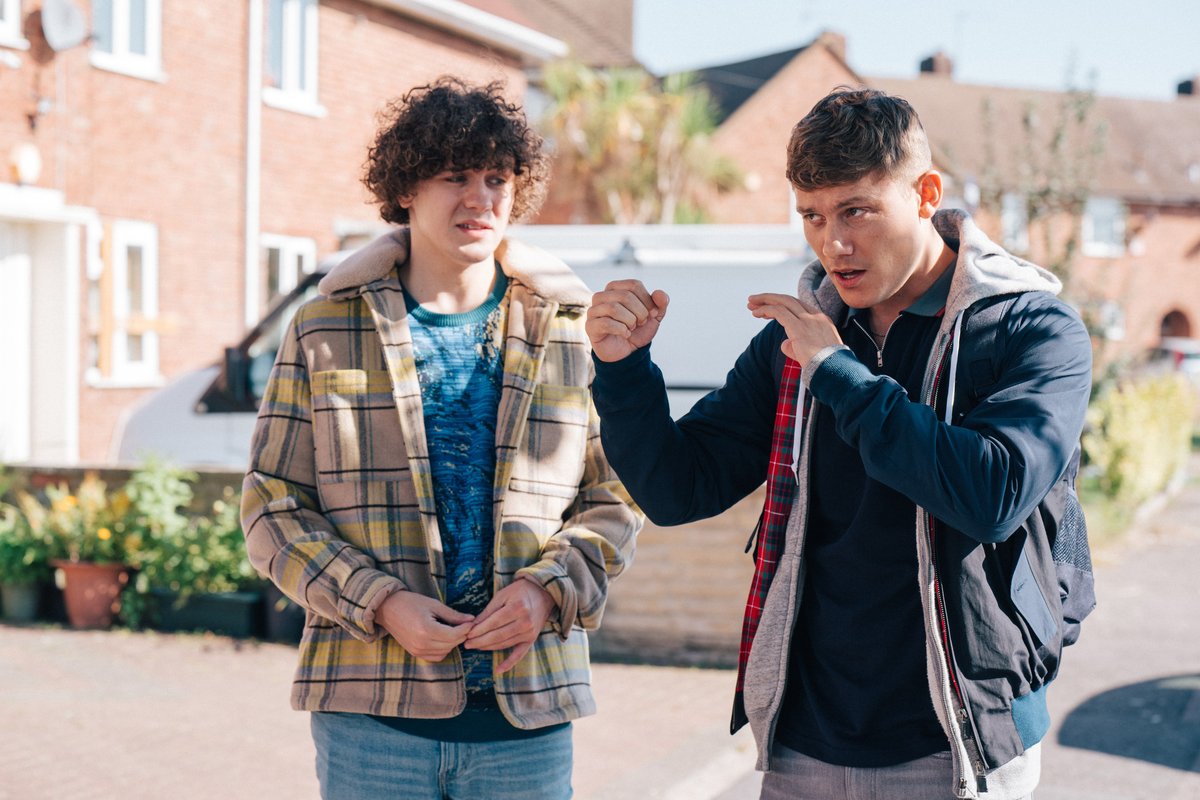Channel4's tweet photo. ‘Your safety is not elaborate to me.' Everyone needs a mate like Danny 👏 #BigBoys https://t.co/kIMtLR2Znm
