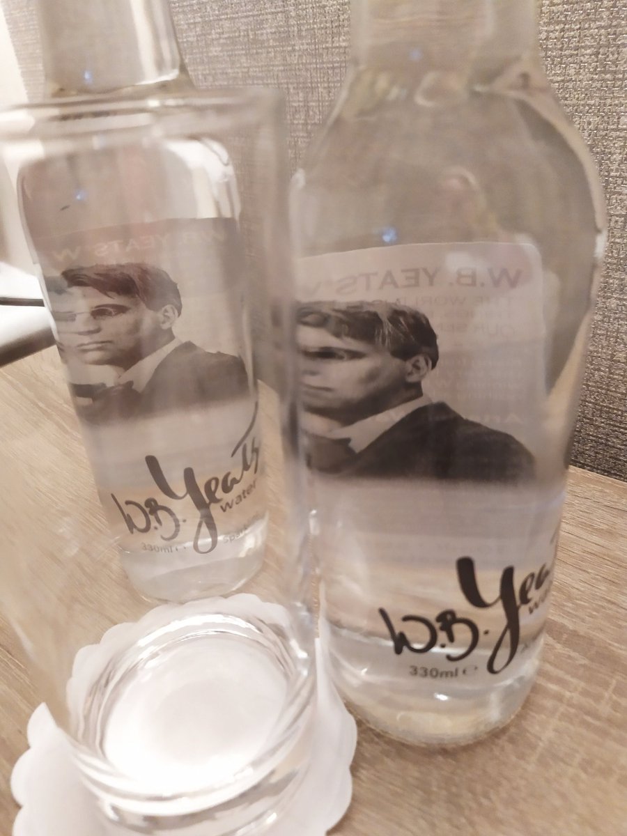 fahyberry's tweet photo. Having a drink with an Irish great #WBYates #water https://t.co/ZkfCsFFjlT