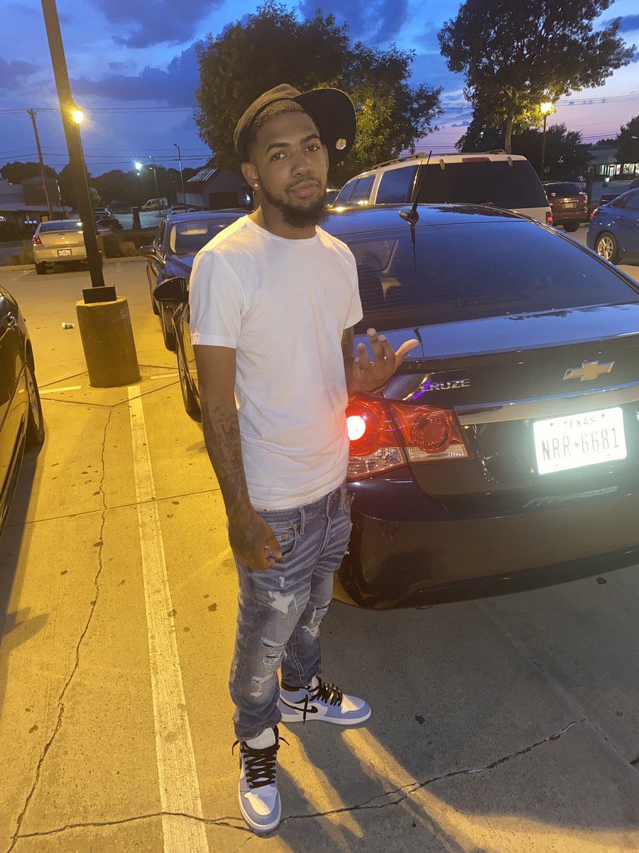 Jayi93's tweet photo. finna get bacc active onis ho . https://t.co/RivXEhnB6x