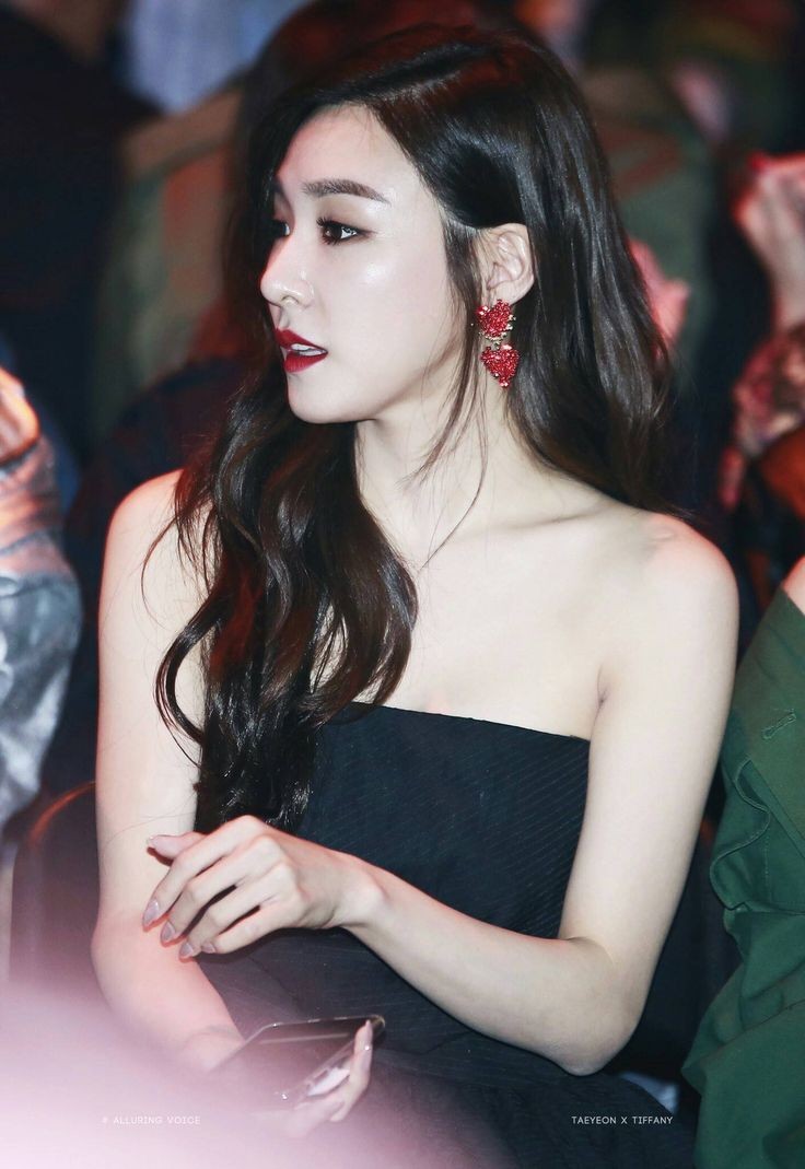 xotiffanysmiles's tweet photo. ok but this tiffany... https://t.co/v1kz5PmP1i