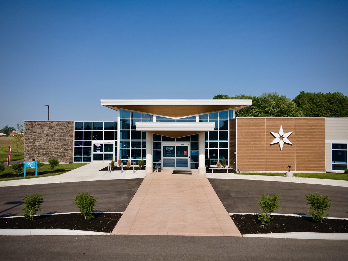 HallAluminum's tweet photo. Love the wood and glass contrast! #nappannee #clinic #wood https://t.co/ygq7tgm1EO