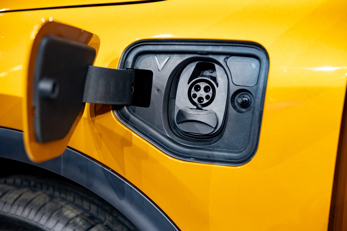 VinFastUS's tweet photo. Our progressive Battery Subscription Program includes free battery replacement if the battery capacity drops below 70%, helping you avoid costly battery repairs or maintenance fees. Learn more: https://t.co/sMXNULvCXZ #VinFastUS #VinFirst #JoinTheCharge https://t.co/n7VjLBZICq