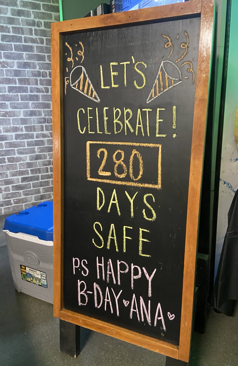 Ana Flores tweet media