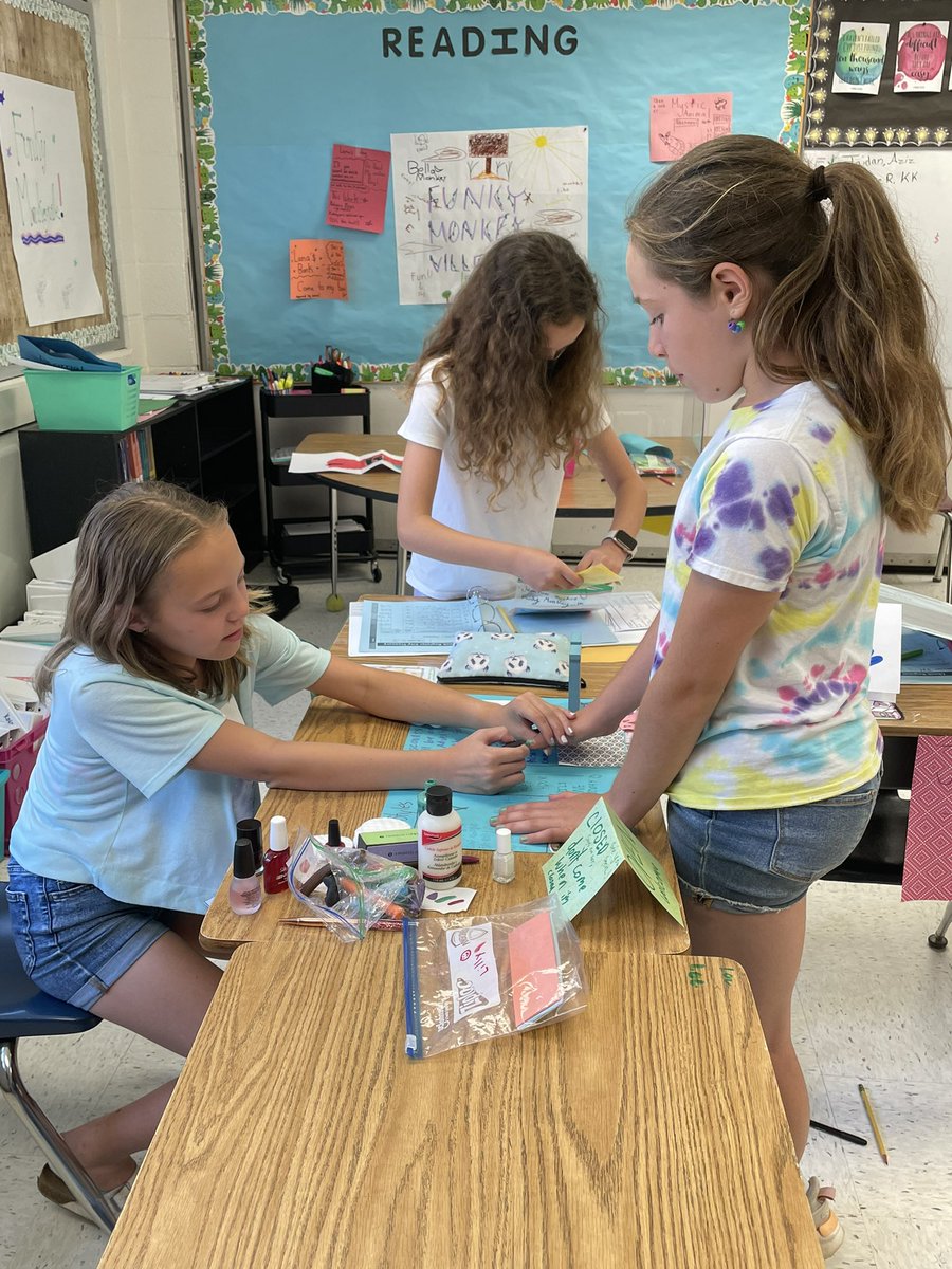 Ms_burke4's tweet photo. Our city, Funky Monkeyville, is open!!🐒 So many goods &amp; services have been sold, students are having to make more each night https://t.co/vq0RoSKZWW