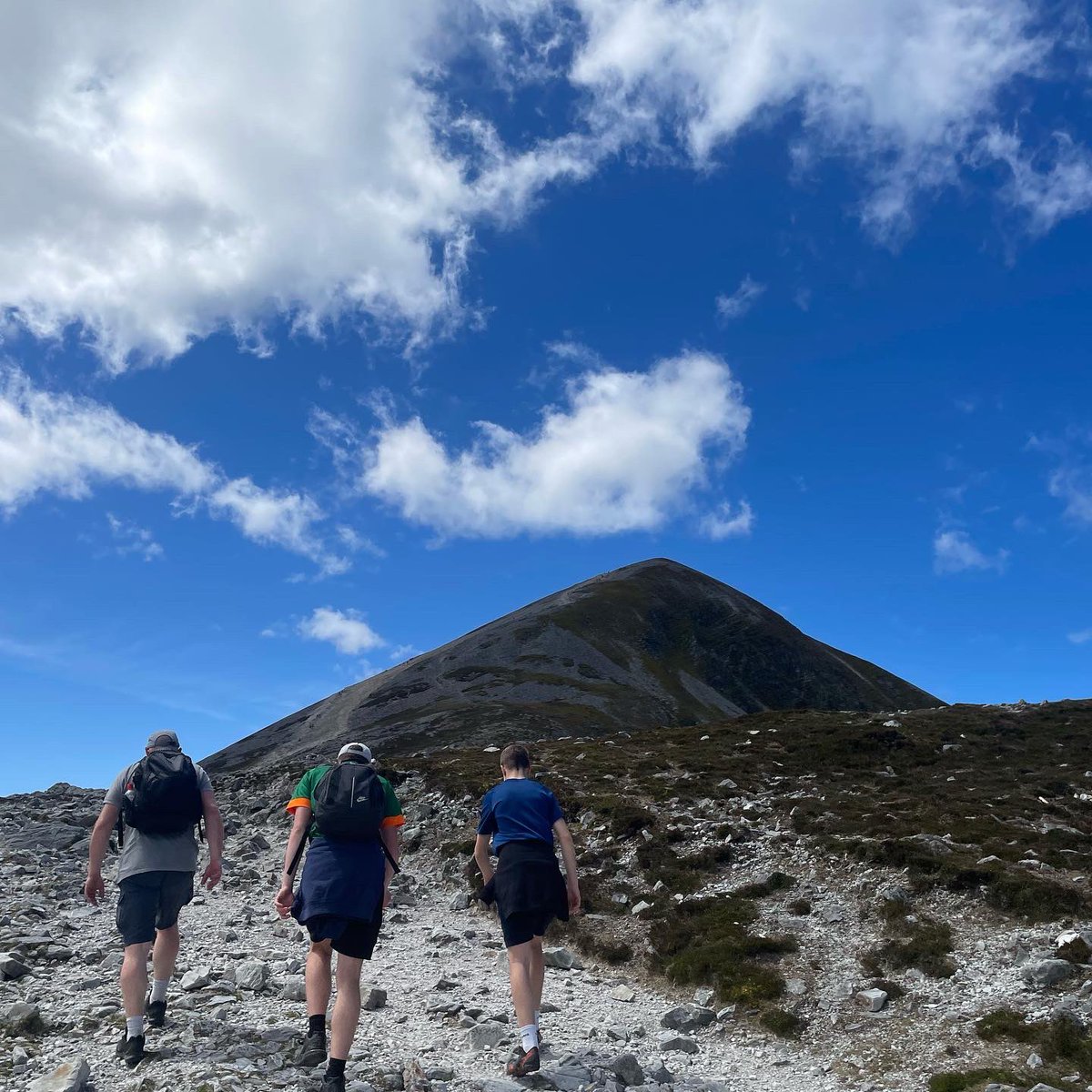 leashm77's tweet photo. @MayoNorth The most glorious day 💚🇮🇪🫶🏼☀️ #Reek #croaghpatrick🙌🏼 https://t.co/faYU515w4Q