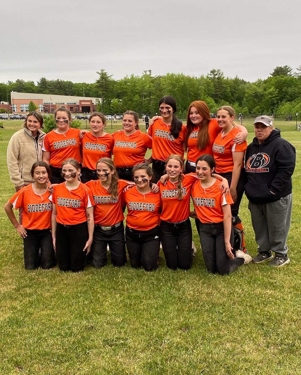coach_magnant's tweet photo. KKβs last middle school game and another undefeated season! Two years straight!π₯πͺπ»π
#bmssoftball #tigers #greatgroup #kk24 https://t.co/mPWCQP0Ue0