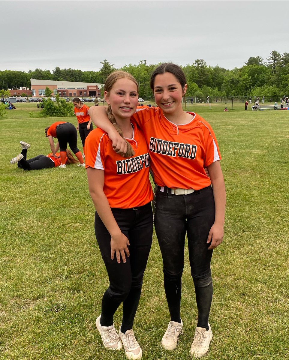 coach_magnant's tweet photo. KKβs last middle school game and another undefeated season! Two years straight!π₯πͺπ»π
#bmssoftball #tigers #greatgroup #kk24 https://t.co/mPWCQP0Ue0