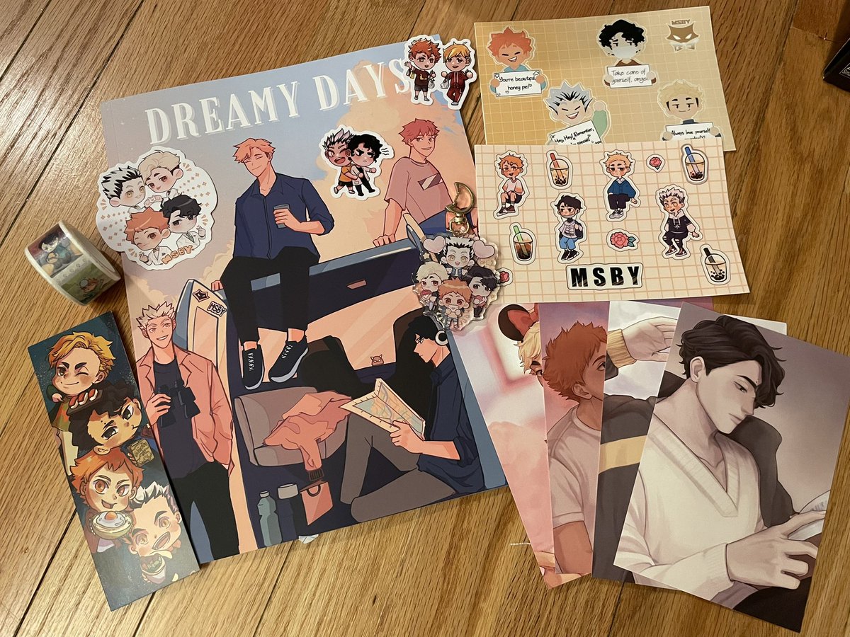 aznqgurlie15's tweet photo. Cutest zine ever. Thanks for brightening up my day! 💖💕💖 @reader_zine https://t.co/3fT5OFOgVq