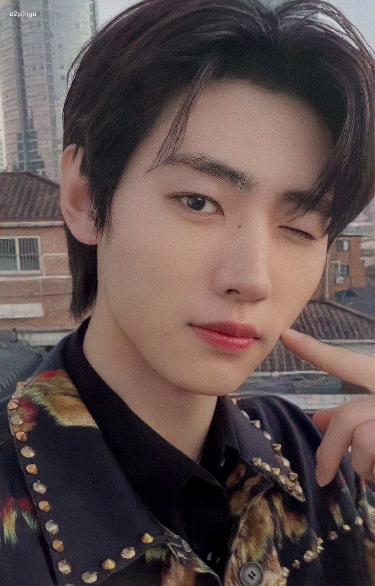 ꒰ wtb — want to buy lfs ina ꒱ day 1
walau udah beberapa hari yg lalu
𓂋 pc sunghoon wvj senkou 

📎 kindly @ me if u find or sell this
📎 rd ina, prefer satuan/fullset unsealed
 📎 bundle tawarin aja dulu

t. sunghoon wvj senkou
