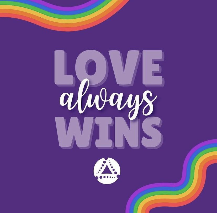 Delta Phi Epsilon tweet media