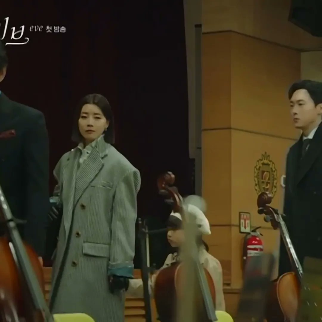 kdrama__fashion's tweet photo. Yoo Sun wore COOL. TM Grandpa Houndstooth-Print Wool Coat $2,516 in tvN Drama, EVE Episode 1.
Cr: https://t.co/NYQHWSFDBQ
#yoosun #์ ์ #์ด๋ธ #EVE #COOLTM #์ฟจํฐ์ #yoosunstyle #yoosunfashion #hansorafashion https://t.co/1SPXOfsxLM