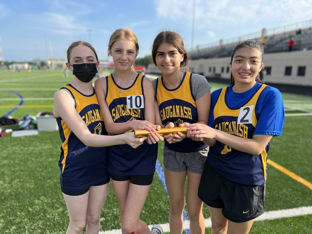 MrsGaughan103's tweet photo. 7th/8th girls did an amazing job at super regionals! @SauganashCPS @SauganashSports https://t.co/gknhySyjJR