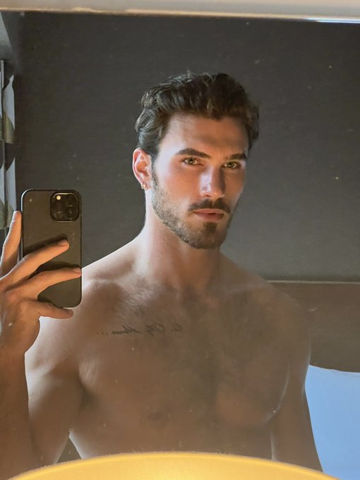 flick https://t.co/Fmy4f9wbF5