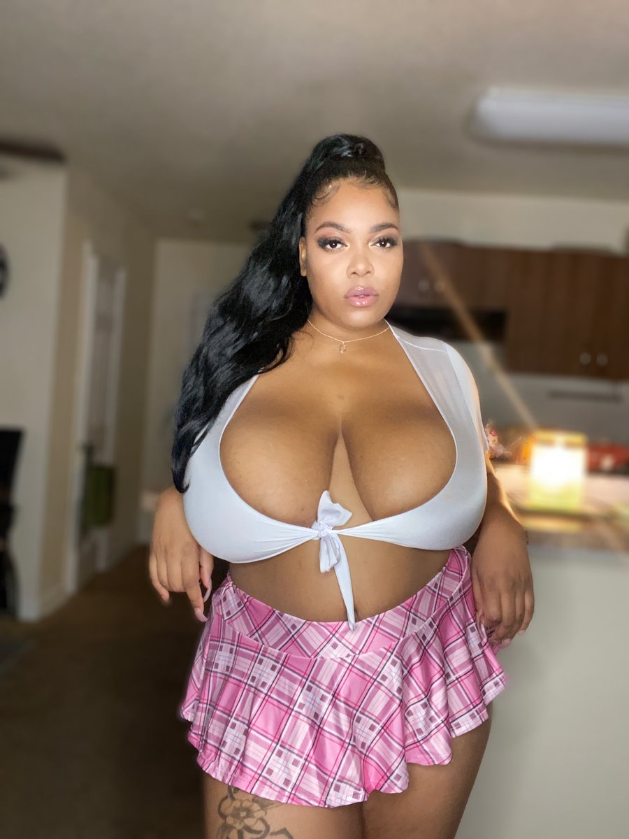 Finallyagoddes2's tweet photo. 0F is on sale! Don’t miss out 🥰🥰🥰https://t.co/tKhvzzDWXb https://t.co/JQxpPnnxfj