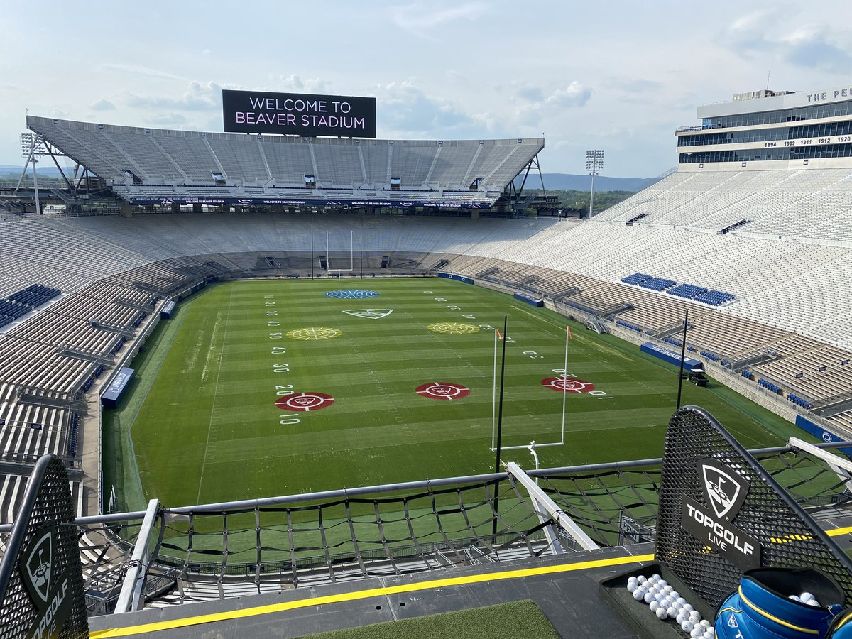 CarlHeck's tweet photo. Great night playing golf at Beaver Stadium with @Topgolf and #TopGolfLive. A limited number of bays remain available through the weekend! https://t.co/B2HvWzpK9w https://t.co/01UJNjjC8I