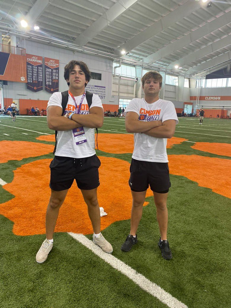Great camp at Clemson today‼️<a href="/TajhB10/">Tajh Boyd</a> <a href="/Sage_Ennis/">Sage Ennis</a> <a href="/andrewshipman6/">Andrew Shipman</a> <a href="/Niceville_FB/">Niceville Football</a> <a href="/AD_Nice3/">Adron Robinson</a> <a href="/FLCoachT/">Grant Thompson</a>