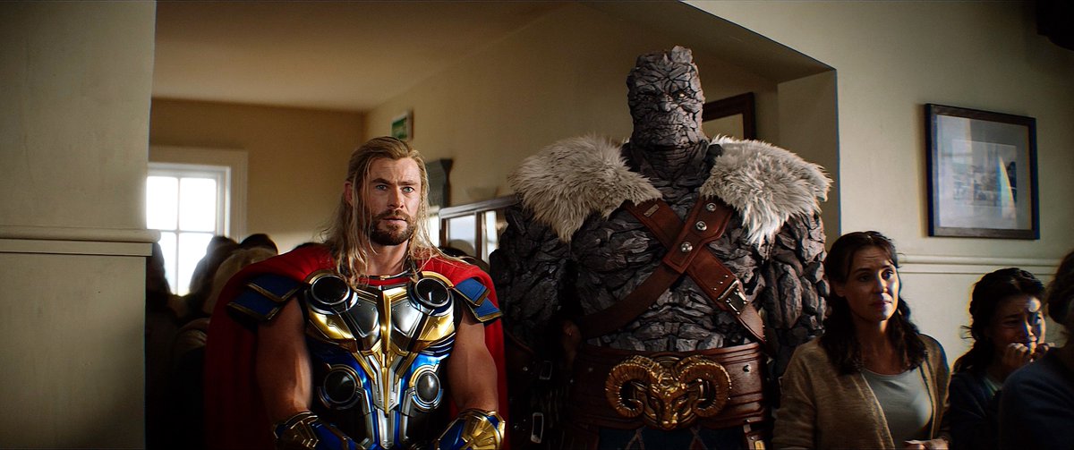 theKomixBro's tweet photo. #ThorLoveAndThunder 4K 60FPS HIGH RES STILL #Thor 

#ThorIsBack #ChrisHemsworth #4K #4KUltraHD #thorki #ThorLoverAndThunder #korg https://t.co/8JIhTUI91G