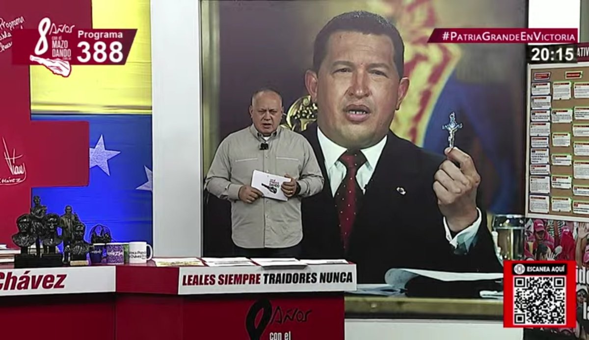 "Estados Unidos le acaba de meter una bomba de tiempo a lo que llaman Cumbre de las Américas, de aquí en adelante es una mamarrachada", <a href="/dcabellor/">Diosdado Cabello R</a>.

#PatriaGrandeEnVictoria