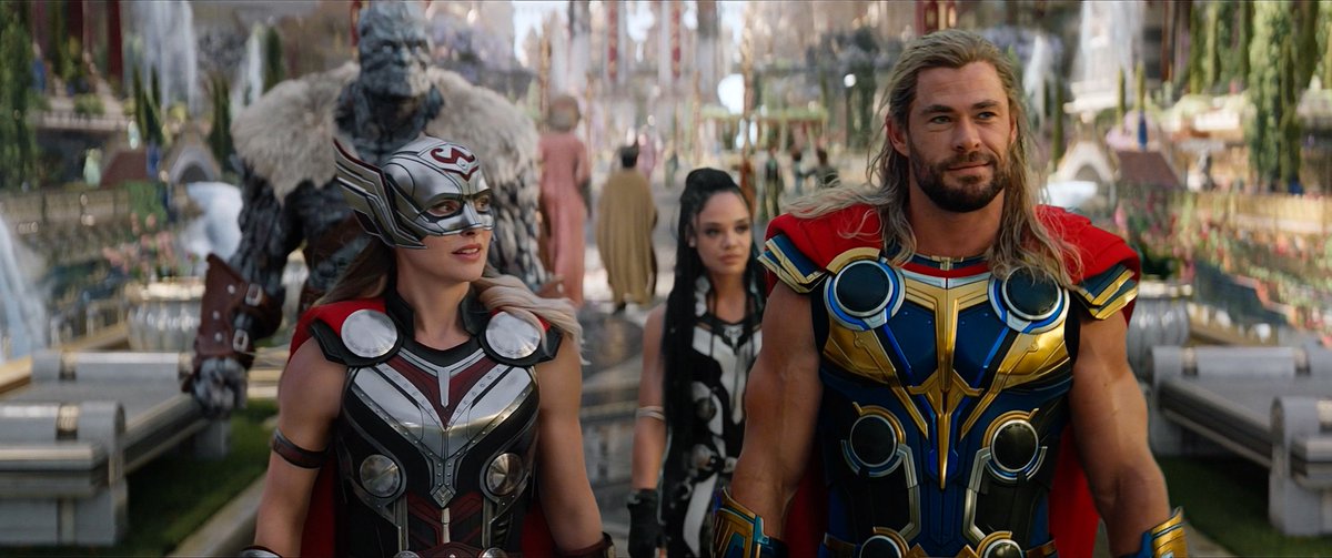theKomixBro's tweet photo. #ThorLoveAndThunder 4K 60FPS HIGH RES STILL #Thor 
#ThorIsBack #ChrisHemsworth #4K #4KUltraHD #korg #ThorLoverAndThunder #MIGHTYTHOR #NataliePortman #ChrisHemsworth https://t.co/LNytfxbim3