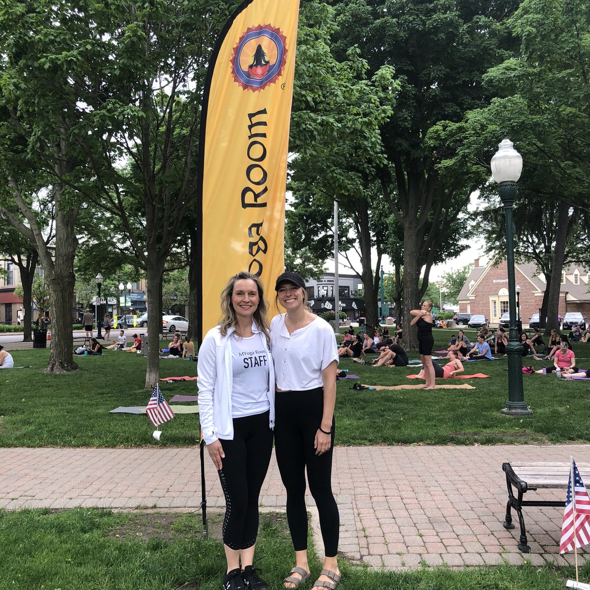 Plymouth_Yoga's tweet photo. What a great first night of #WednesdayNightWorkouts with a lovely #YogaInThePark class led by Silvana! community support, even Silvana’s daughter, Kayla, who used to work at the MYR front desk came out!

What familiar faces from the studio can you pick out from the crowd?
# https://t.co/BrrBH5JOt6
