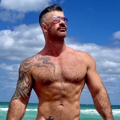 #NewProfilePic https://t.co/qzF5aJFi5C<a href="/tag/newprofilepic"class="tags">#NewProfilePic</a>