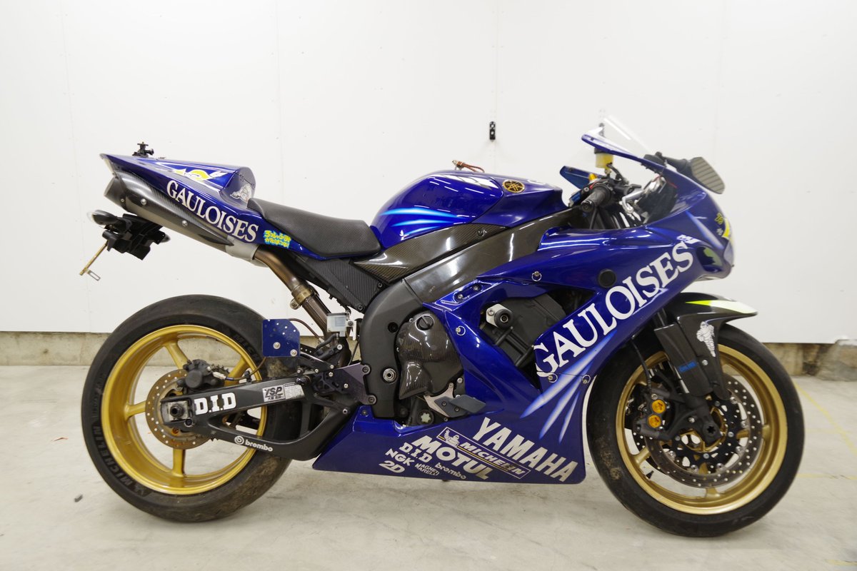 TopicsMoto's tweet photo. YZF-R1　

買い取らせて頂きました✨
走行距離はかなりいってますが、
耐久カウルなどレーサーベースやストックよ

この度は買取のご依頼有難うございました‼️🙇

価格　21万円

#mototopics #バイク乗りと繋がりたい #バイク好きと繋がりたい #バイク買います　#バイク売ります #YZFR1 https://t.co/0H6Yze2DjW