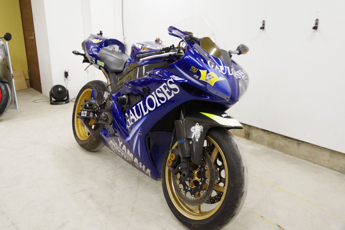 TopicsMoto's tweet photo. YZF-R1　

買い取らせて頂きました✨
走行距離はかなりいってますが、
耐久カウルなどレーサーベースやストックよ

この度は買取のご依頼有難うございました‼️🙇

価格　21万円

#mototopics #バイク乗りと繋がりたい #バイク好きと繋がりたい #バイク買います　#バイク売ります #YZFR1 https://t.co/0H6Yze2DjW