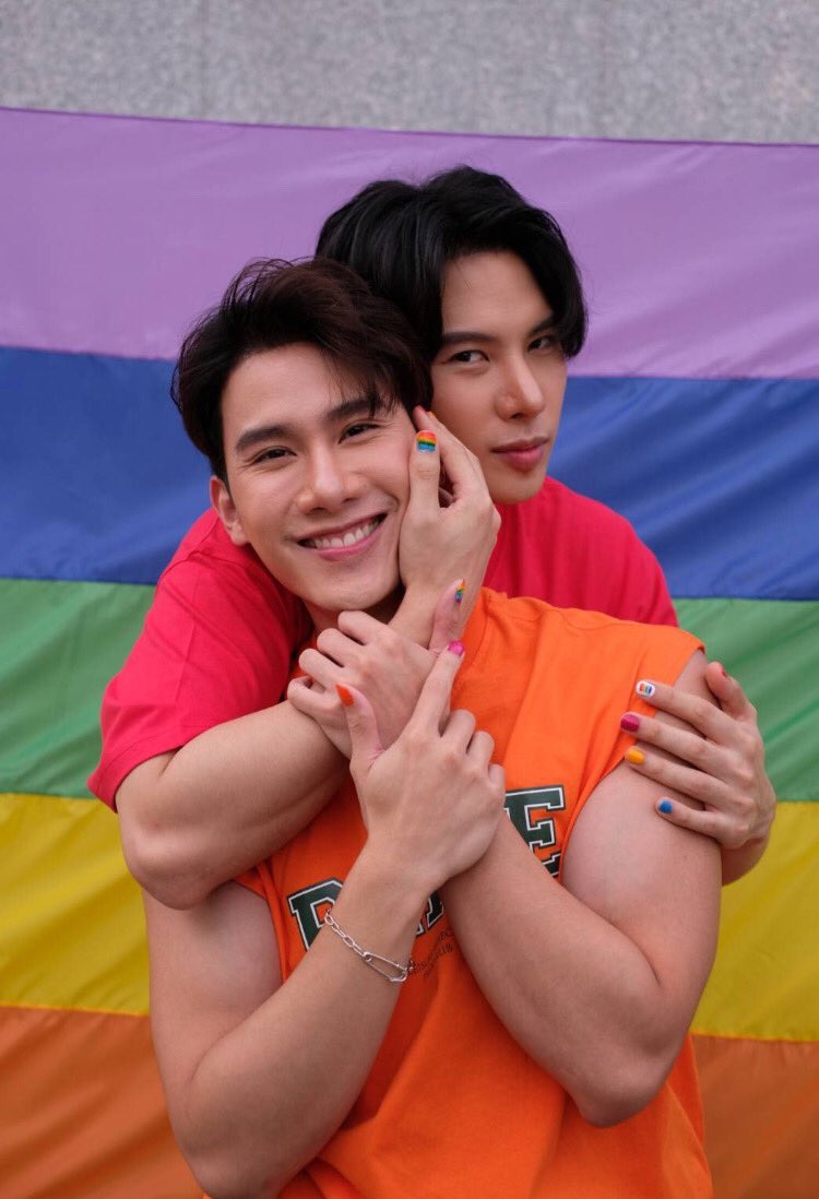 yuriy217aloha's tweet photo. 🌈🌈🫂👫🏻👭👨🏼🤝👨🏻🏳️🌈🏳️🌈
❤️🧡💛💚💙💜🤍💖
世界中の一人ひとりが心穏やかに
幸せに明るく笑顔に暮らせるように
戦争、差別、偏見、貧困、虐待etcが
なくなりますように🙏🏻そして、
コロナ終息で健康第一
P.S 4月初東京プライド参加
#octotul #Maxiiin1 #MaxTul #MaxTulAlways #maxtul
#HappyPrideMonth https://t.co/BclfziC4a3