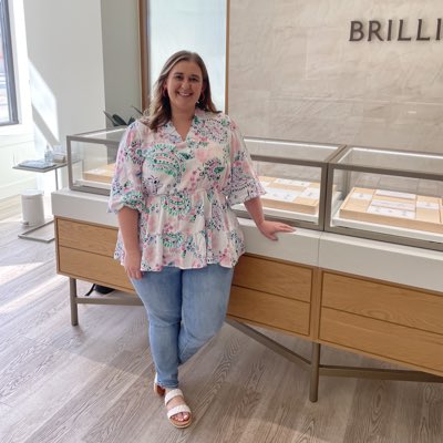 Jennifer_Paige's tweet photo. #NewProfilePic https://t.co/75Fy8Bfjza