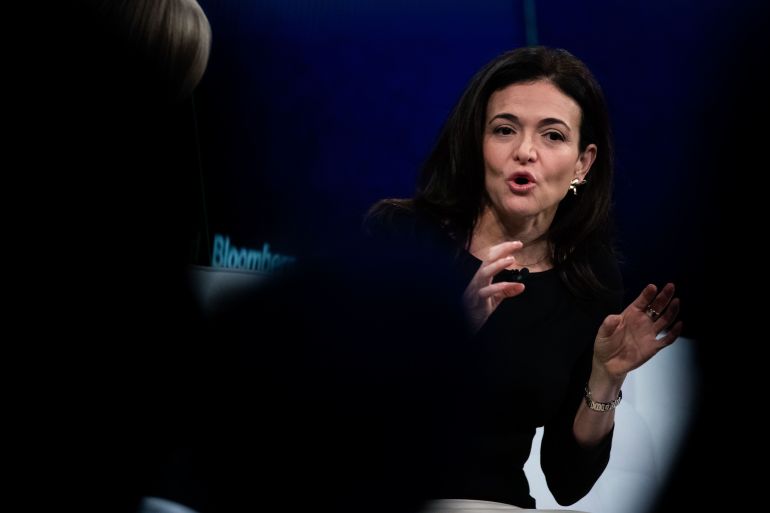 AJEnglish's tweet photo. Sheryl Sandberg resigns as COO of Facebook parent company Meta https://t.co/tmJAPC5TuQ https://t.co/4aM0vGgexx