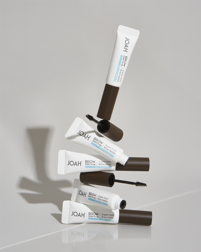 Joah_beauty's tweet photo. Brow down to the top setter 💪
⭐ Flexible, long-lasting hold
⭐ Infused with biotin & panthenol to condition brows
⭐ Clear formula for a natural look
#brow #browgel #browshaping #instabrow #browsetter https://t.co/XeYpKXVxog