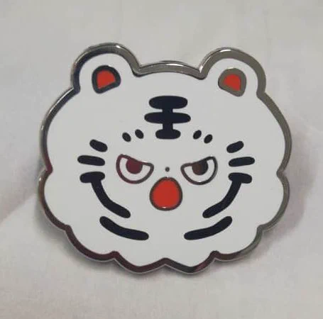 sample pin photos from manu👀 
