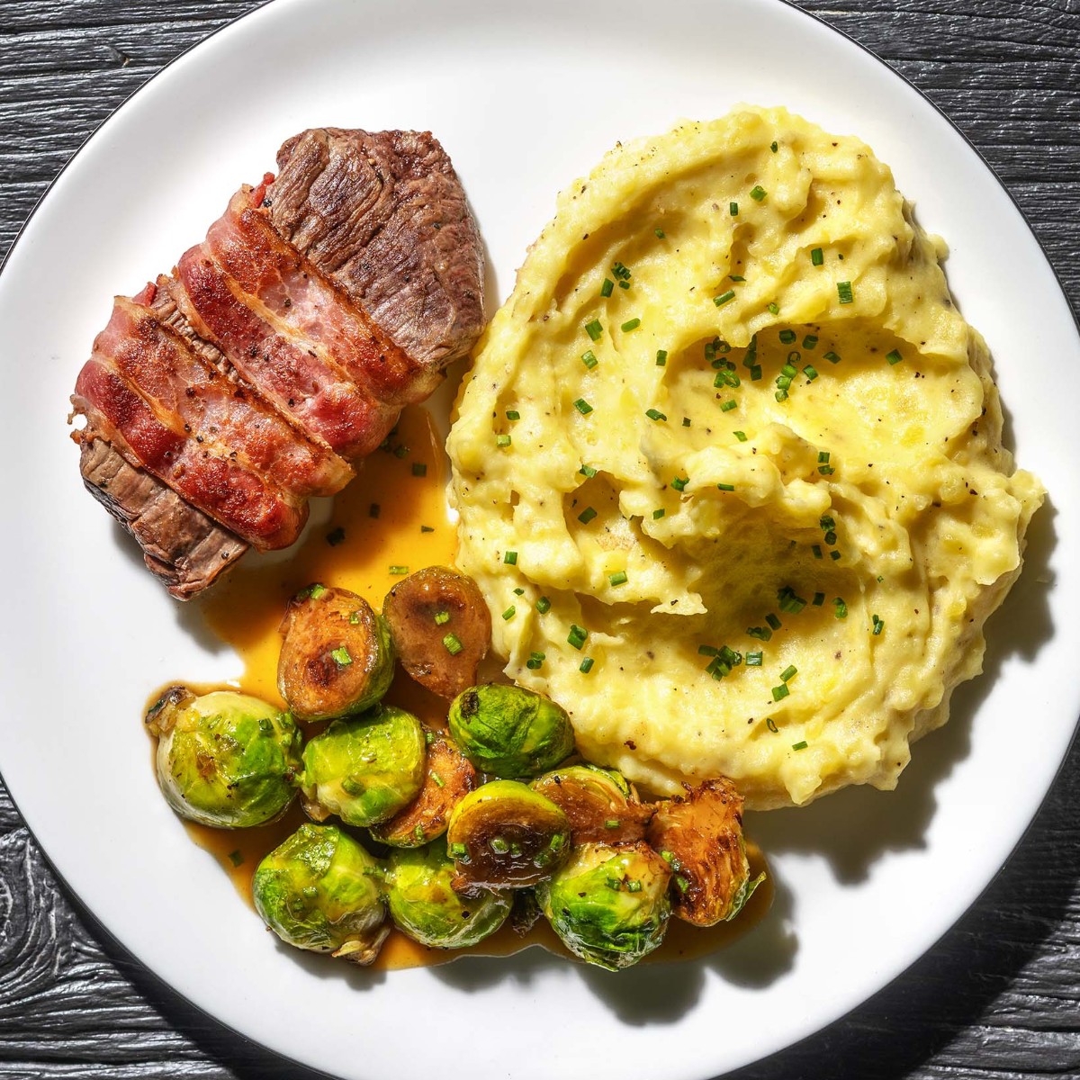 Make no mis-steak, this meal is delicious! Get the recipe here 👉 hfrsh.me/3o #hellofresh #foodpun #funny #steakmeal