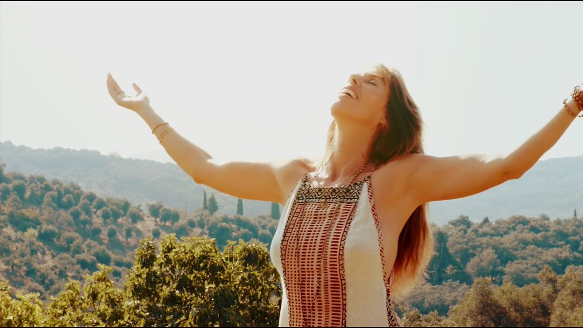 JohnMar77301444's tweet photo. Morning is the most sattvic time of day (Mode of Goodness). Purity & Light.
Meditating upon the adorable, enchanting and radiant source of all things (spheres of consciousness), we awaken to the divine light of pure consciousness.
https://t.co/LzVnQ9YUMI
#DevaPremal https://t.co/s6KT3xhou0