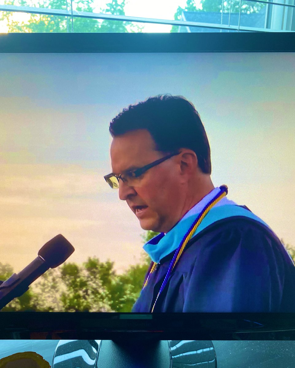 lizthoreson's tweet photo. Well done, @MrDuerwaechter!
“If I have seen further than others, it is by standing upon the shoulders of giants.” -Isaac Newton https://t.co/q0rMIMFH3K